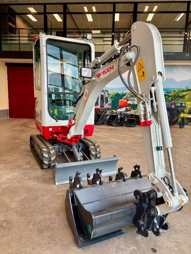 Takeuchi TB 216