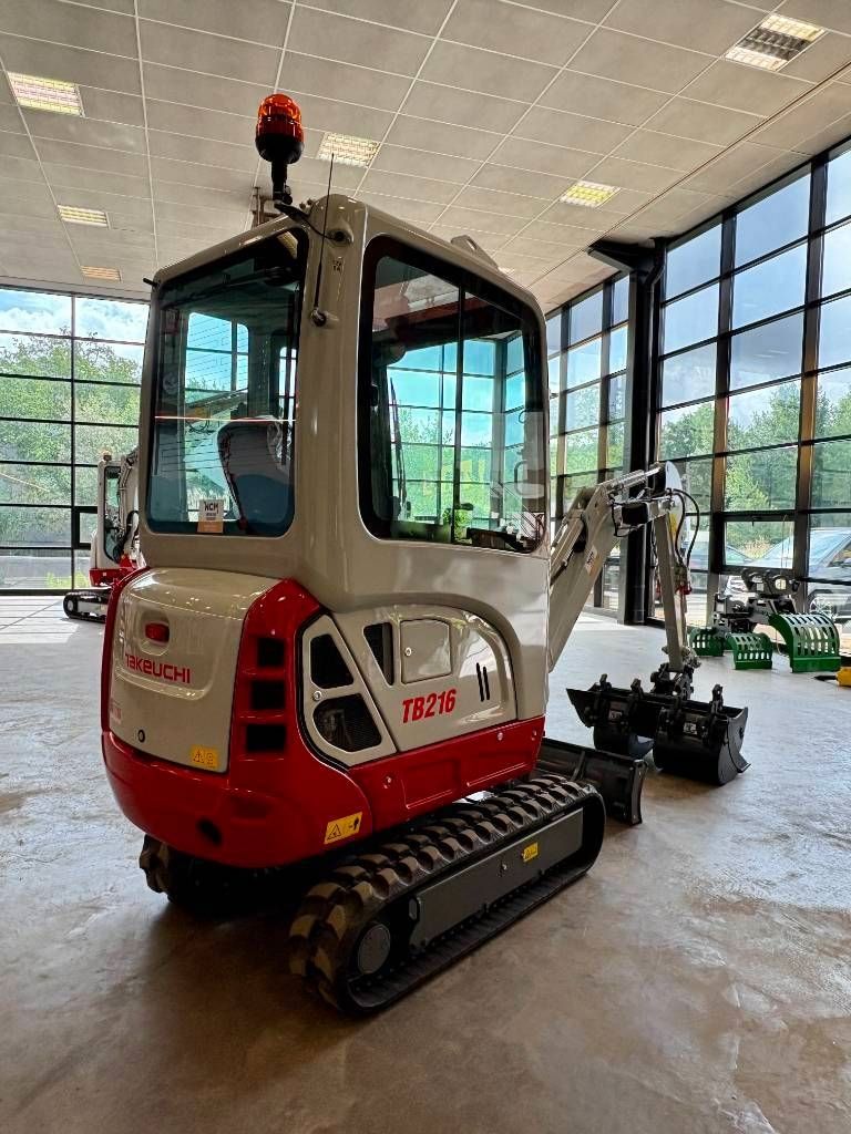 Takeuchi TB 216
