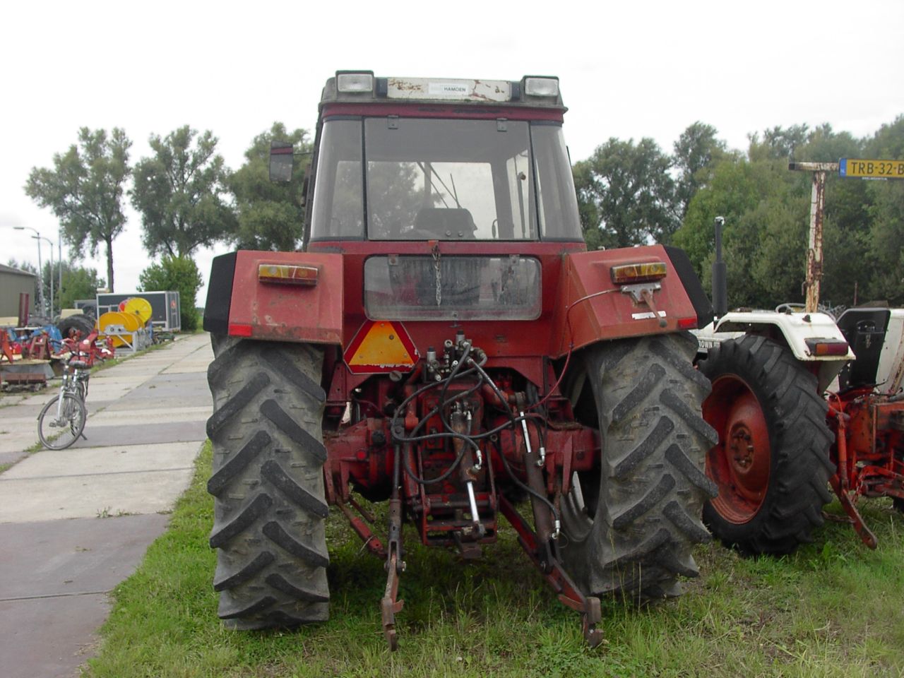 International 956XL