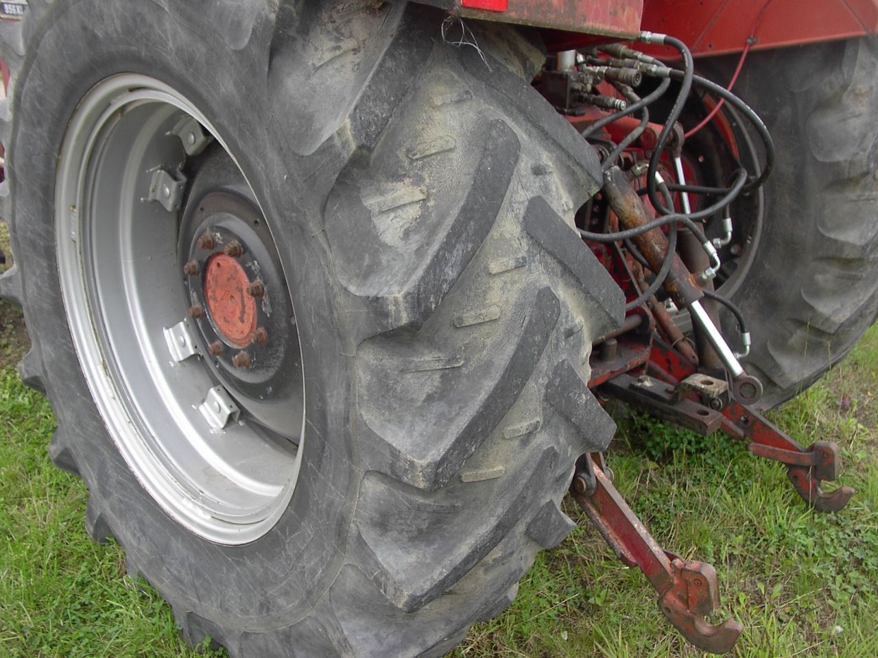 International 956XL