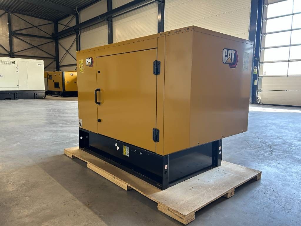 CAT DE18E3 - 18 kVA Generator - DPX-18002
