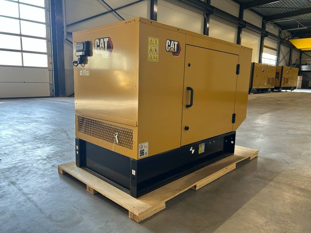 CAT DE18E3 - 18 kVA Generator - DPX-18002