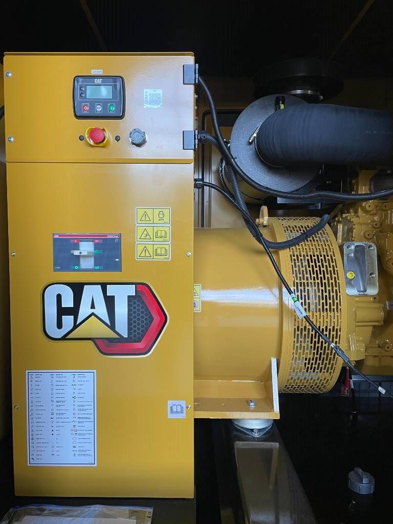 CAT DE715GC - 715 kVA Stand-by Generator - DPX-18224