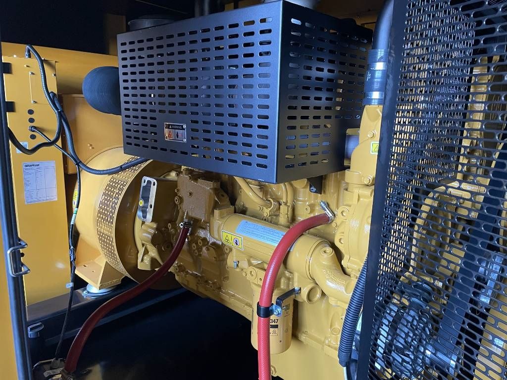 CAT DE715GC - 715 kVA Stand-by Generator - DPX-18224