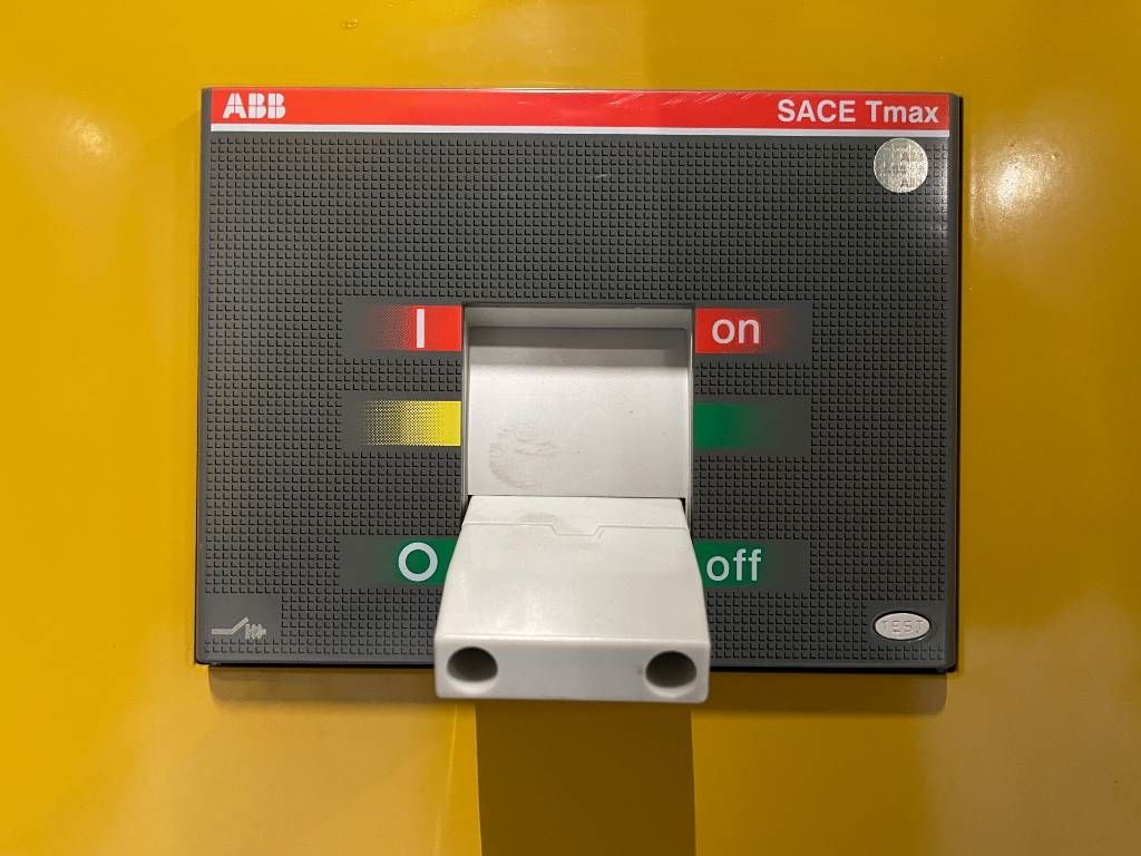 CAT DE550E0 - C15 - 550 kVA Generator - DPX-18027