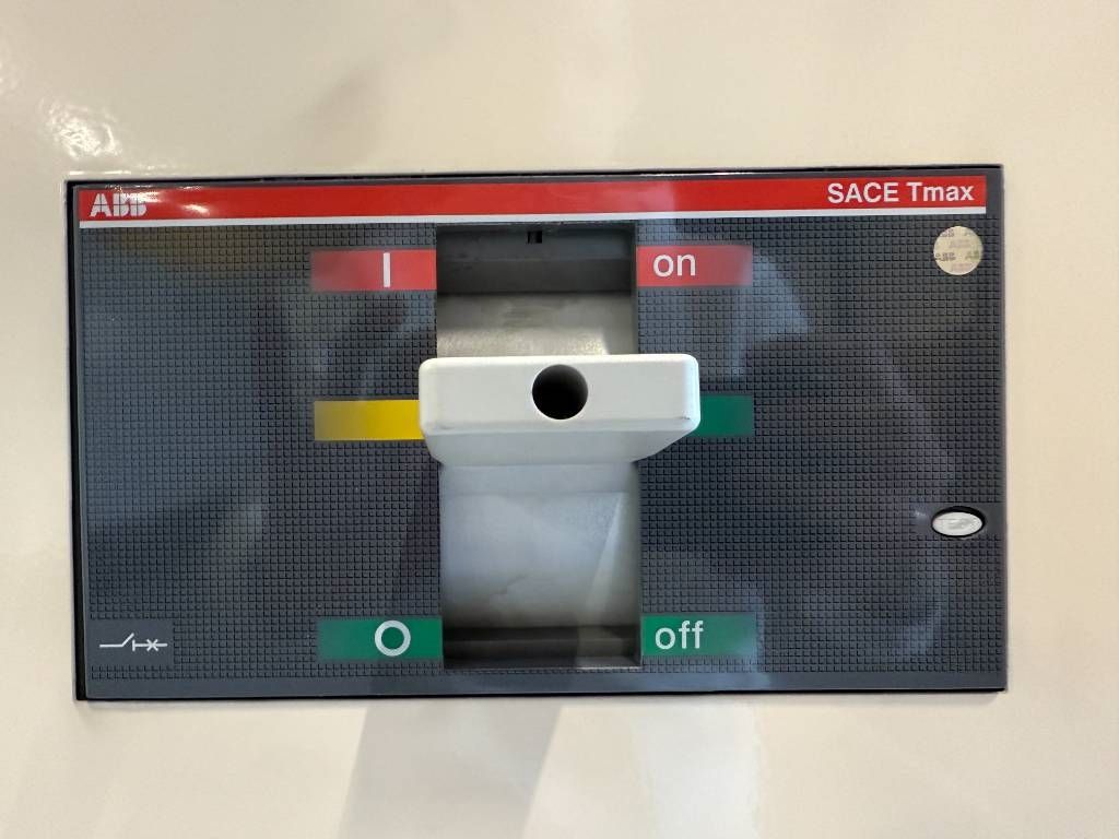 FG Wilson P850-1 - 850 kVA Open Genset - DPX-16024-O