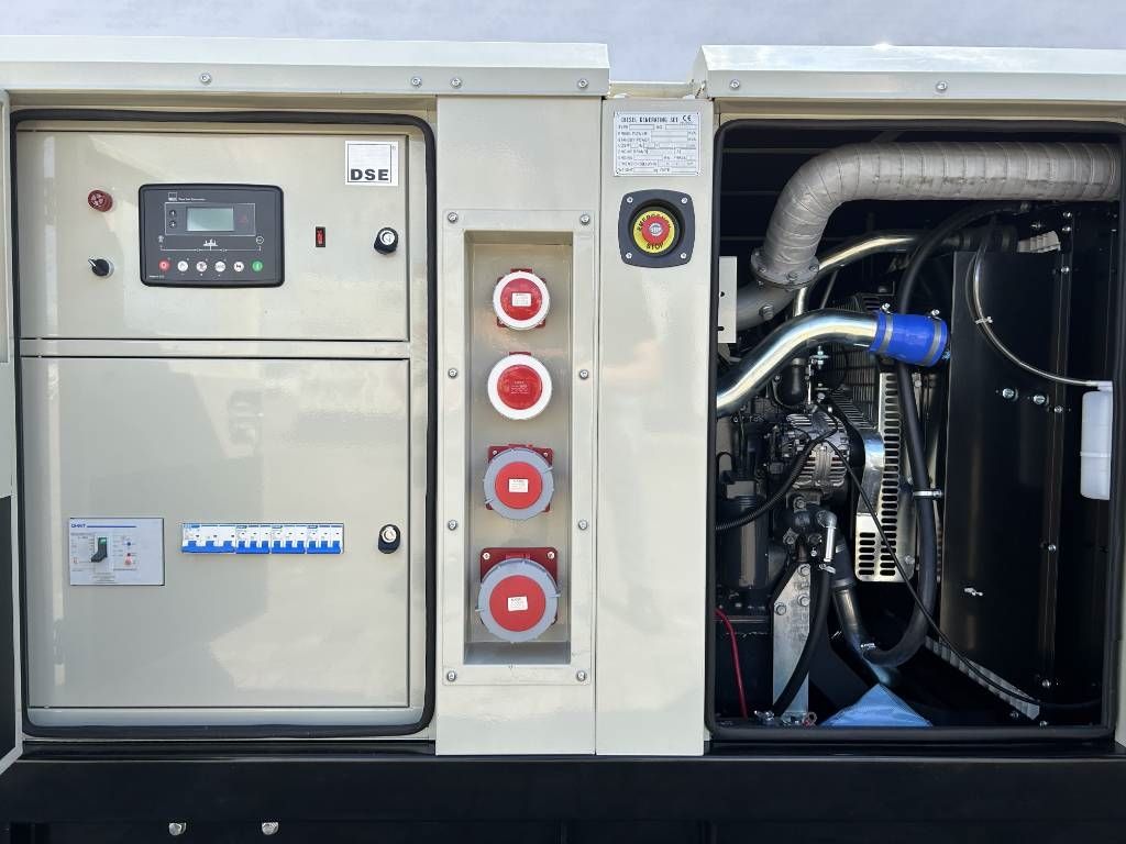 Iveco NEF45TM3 - 132 kVA Generator - DPX-19792