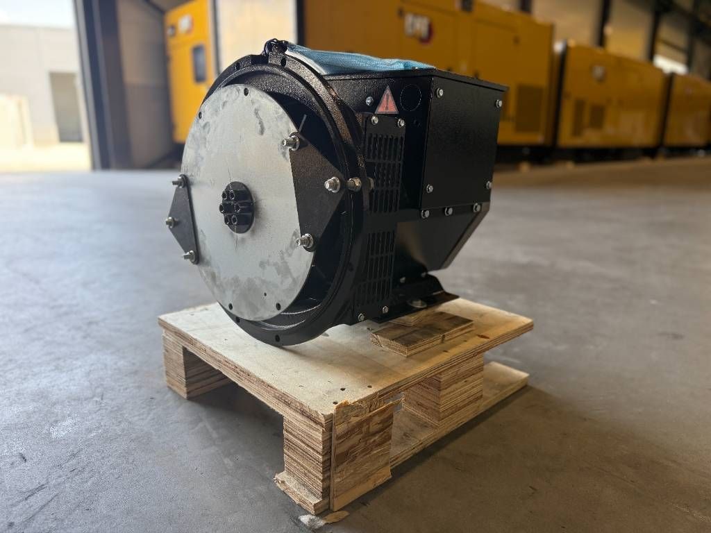 DPX CJ184ES - 20 kVA Alternator - DPX-33901