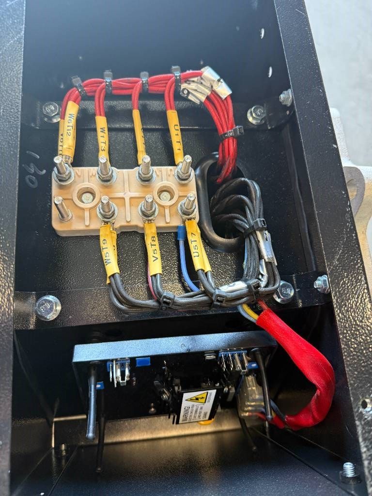 DPX CJ184ES - 20 kVA Alternator - DPX-33901