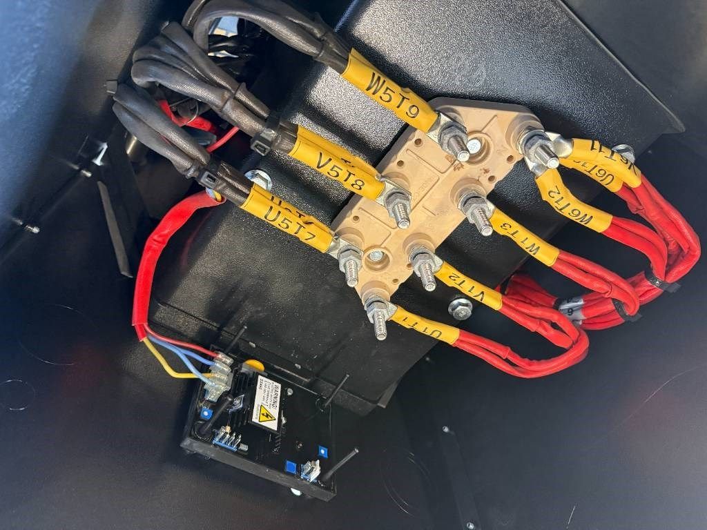 DPX CJ274K - 250 kVA Alternator - DPX-33909