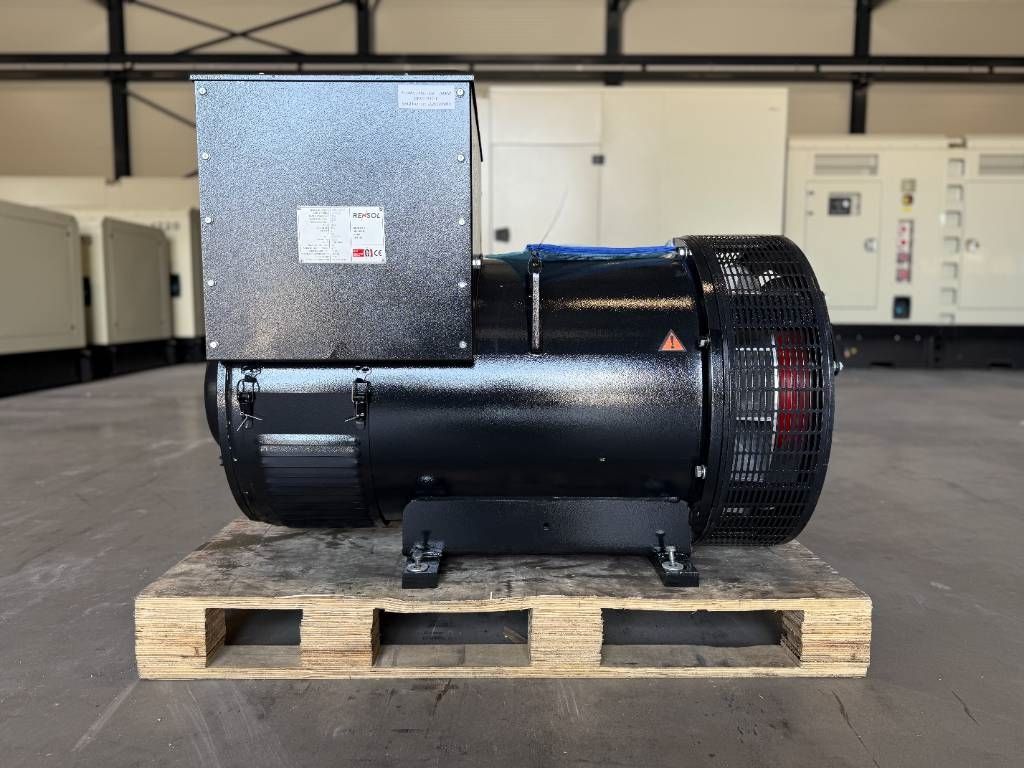 DPX CJ444ES - 325 kVA Alternator - DPX-33910