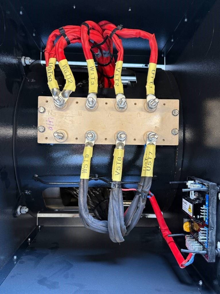 DPX CJ444ES - 325 kVA Alternator - DPX-33910