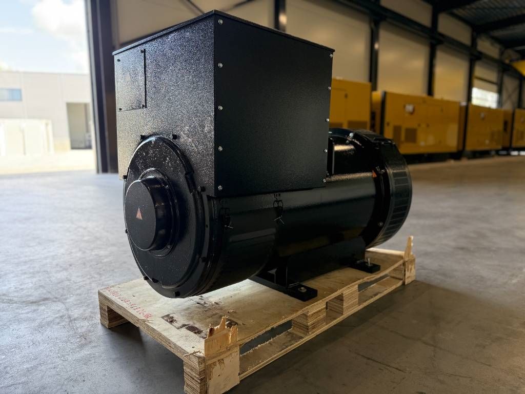 DPX CJ544FS - 625 kVA Alternator - DPX-33913