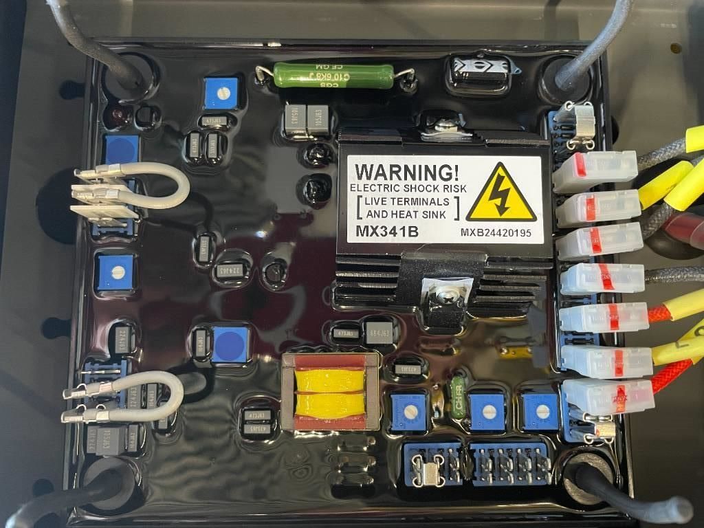 DPX CJ634B - 725 kVA Alternator - DPX-33914