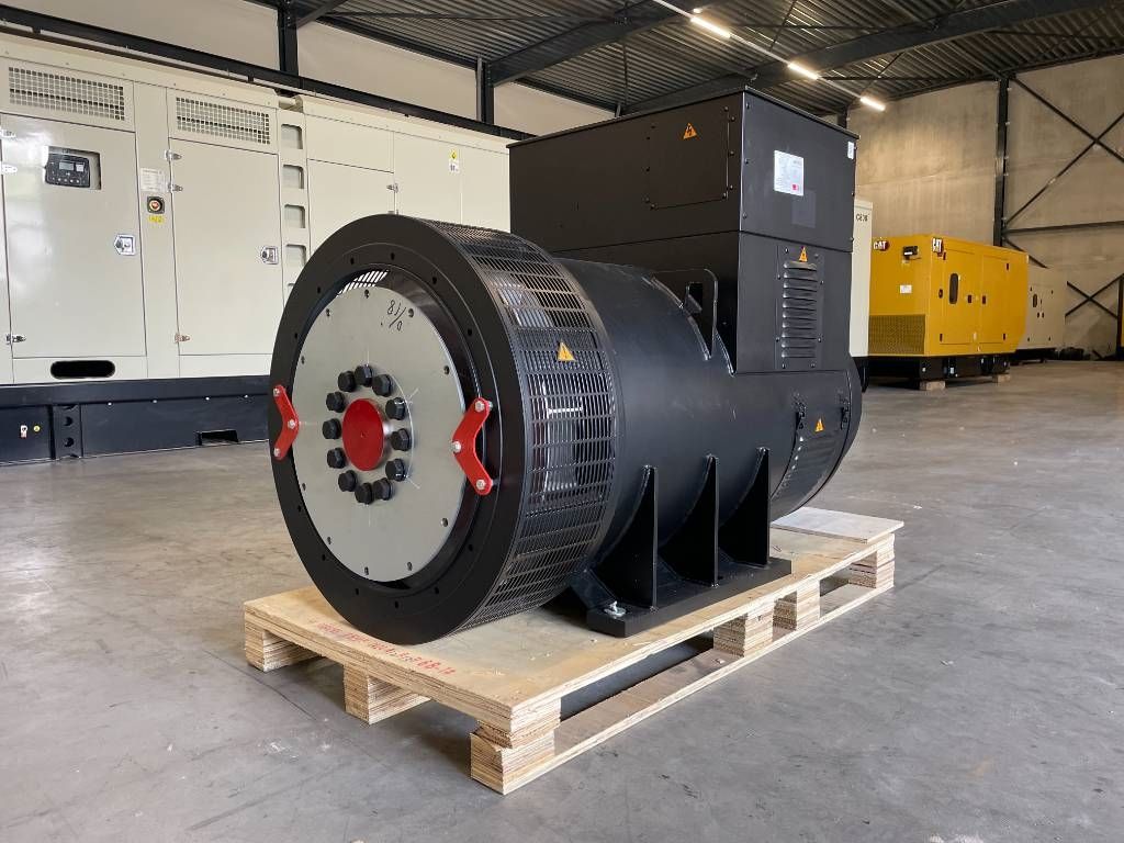 DPX CJ634E - 1000 kVA Alternator - DPX-33915