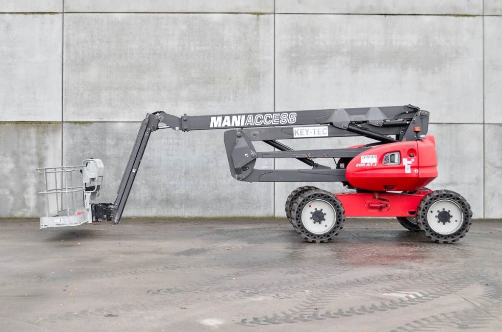 Manitou 200 ATJ