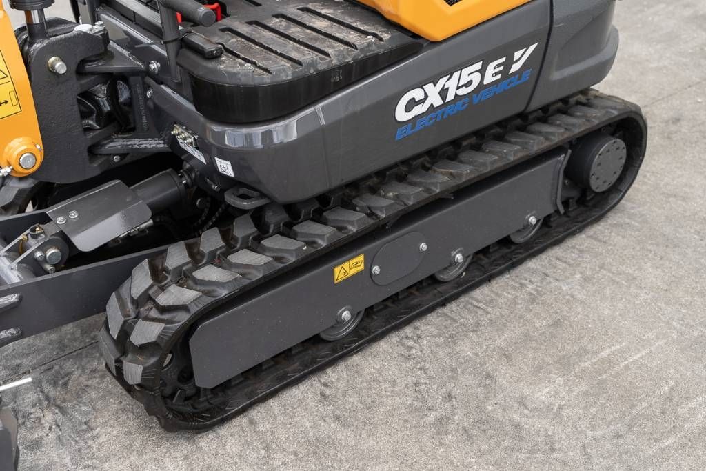 CASE CX 15 EV
