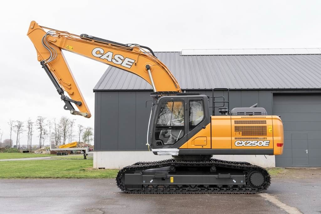 CASE CX 250E