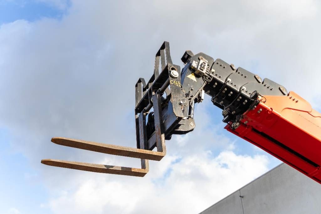 Manitou MRT 3050+