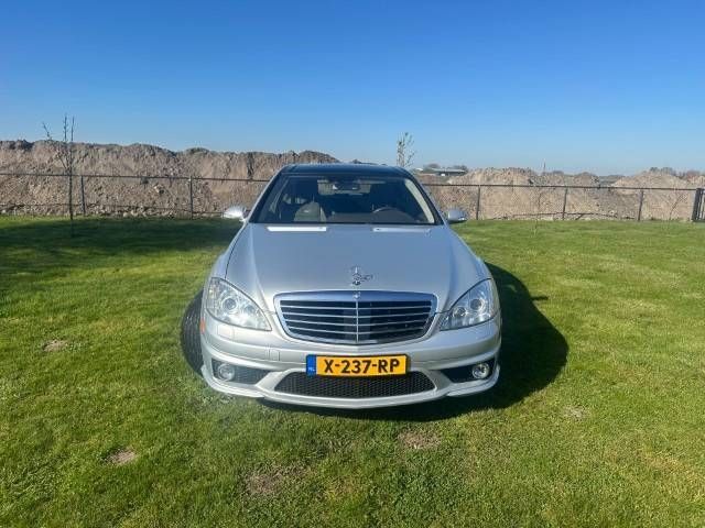 Mercedes-Benz S 63 AMG