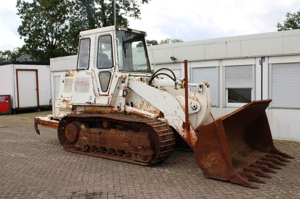 CAT 953