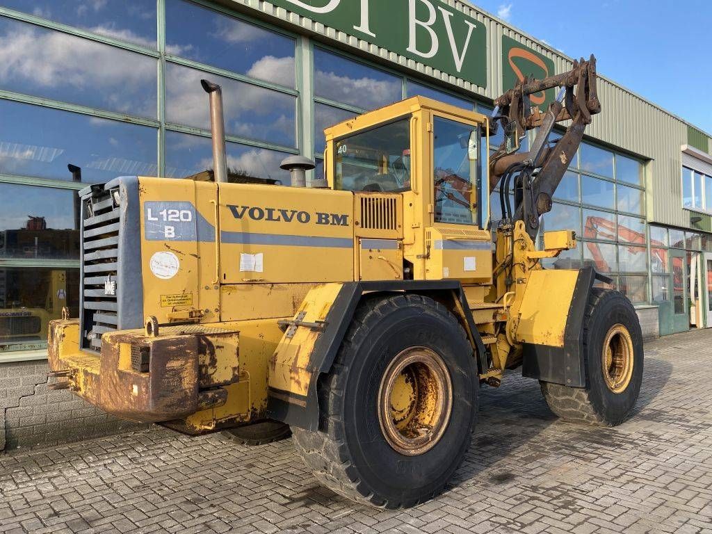 Volvo BM L 120 B