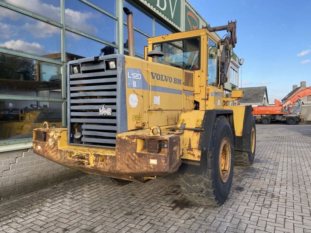 Volvo BM L 120 B