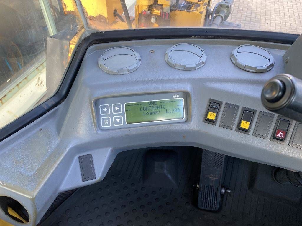 Volvo BM L 120 B