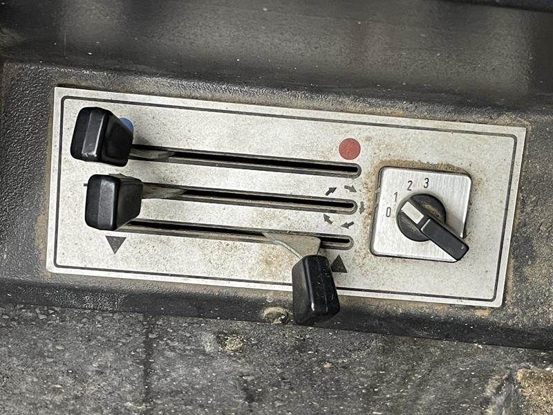 Liebherr LTM 1050 / 1