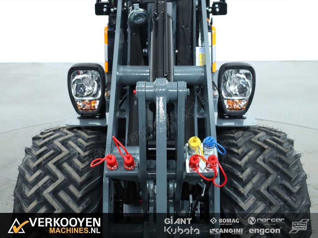 2025 Giant G1500 HD VK10349