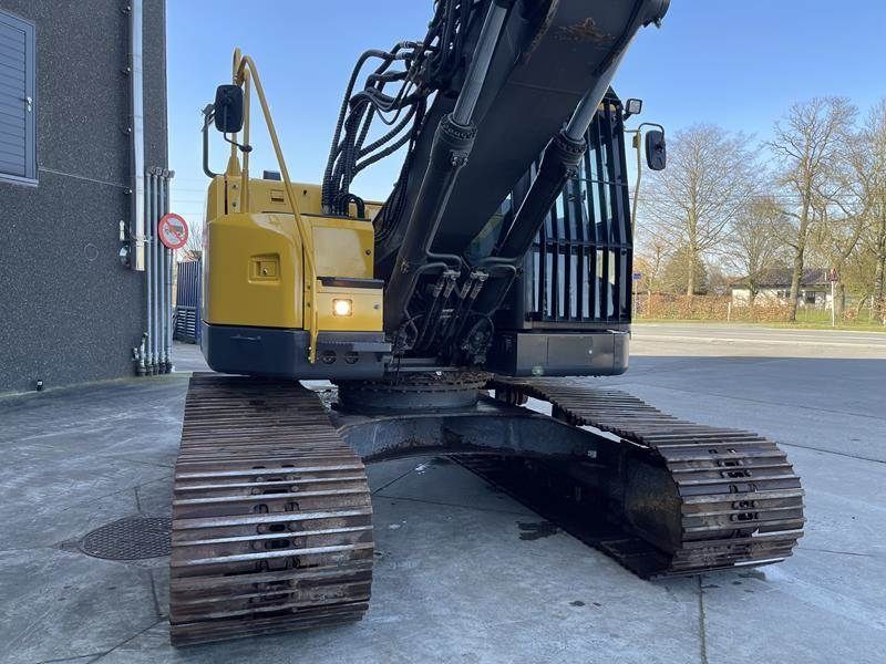 Volvo ECR 235 DL