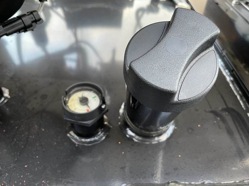 CAT DE 110 E 3 (24 units available)