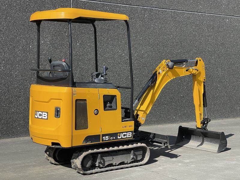 JCB 15 C - 1