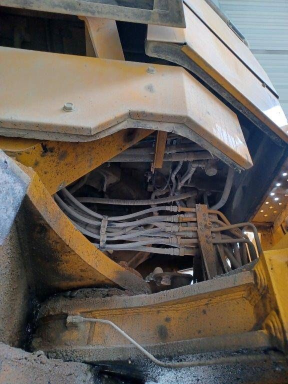 Komatsu WA800-3