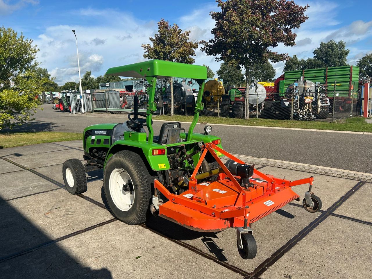 Greenstar FT 200 mini-tractor + Boxer cirkelmaaier