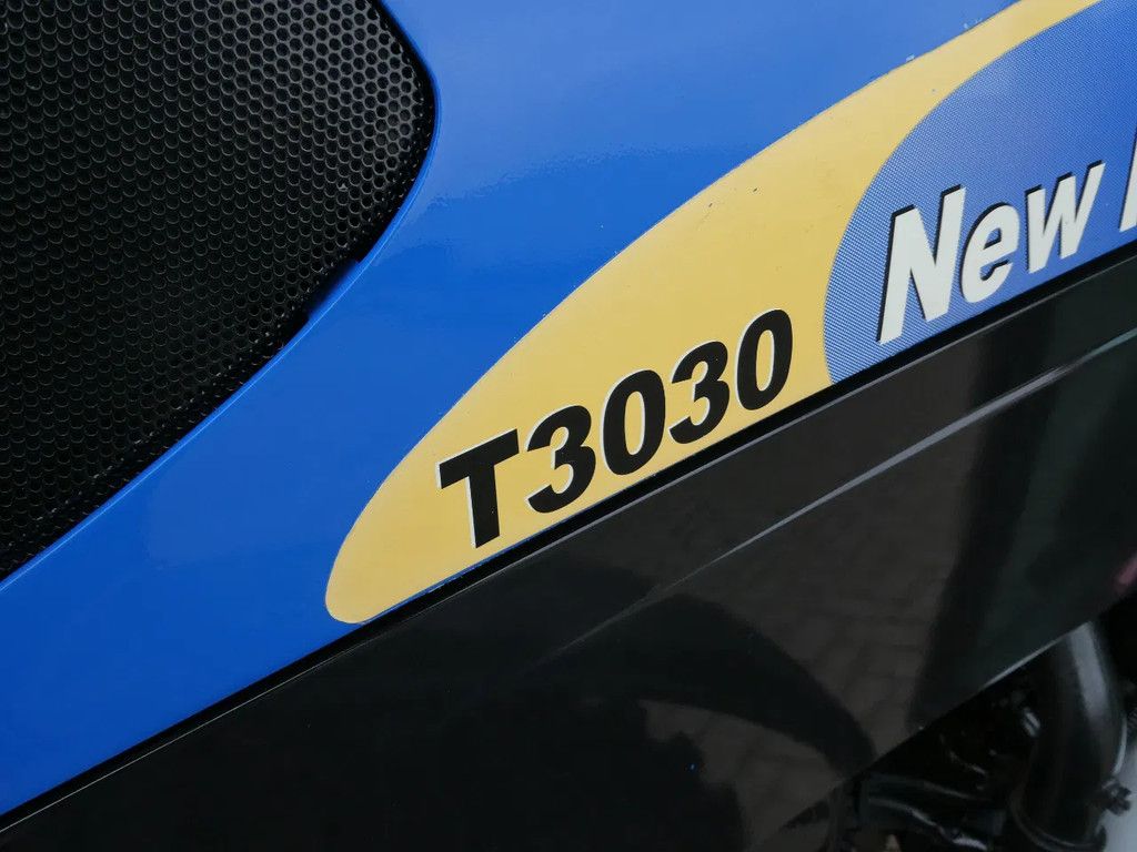 New Holland T3030 4wd / 01635 Draaiuren / Full Options