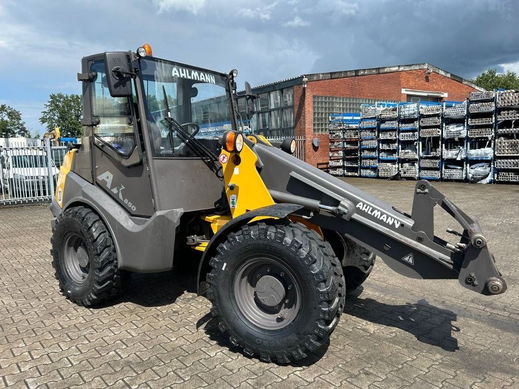 Ahlmann AX850