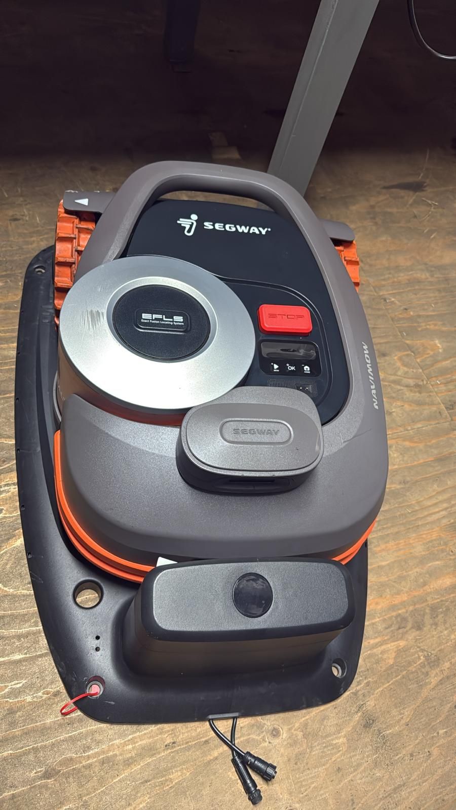 2x Segway Navimow H300E-VF ex demo robot maaiers