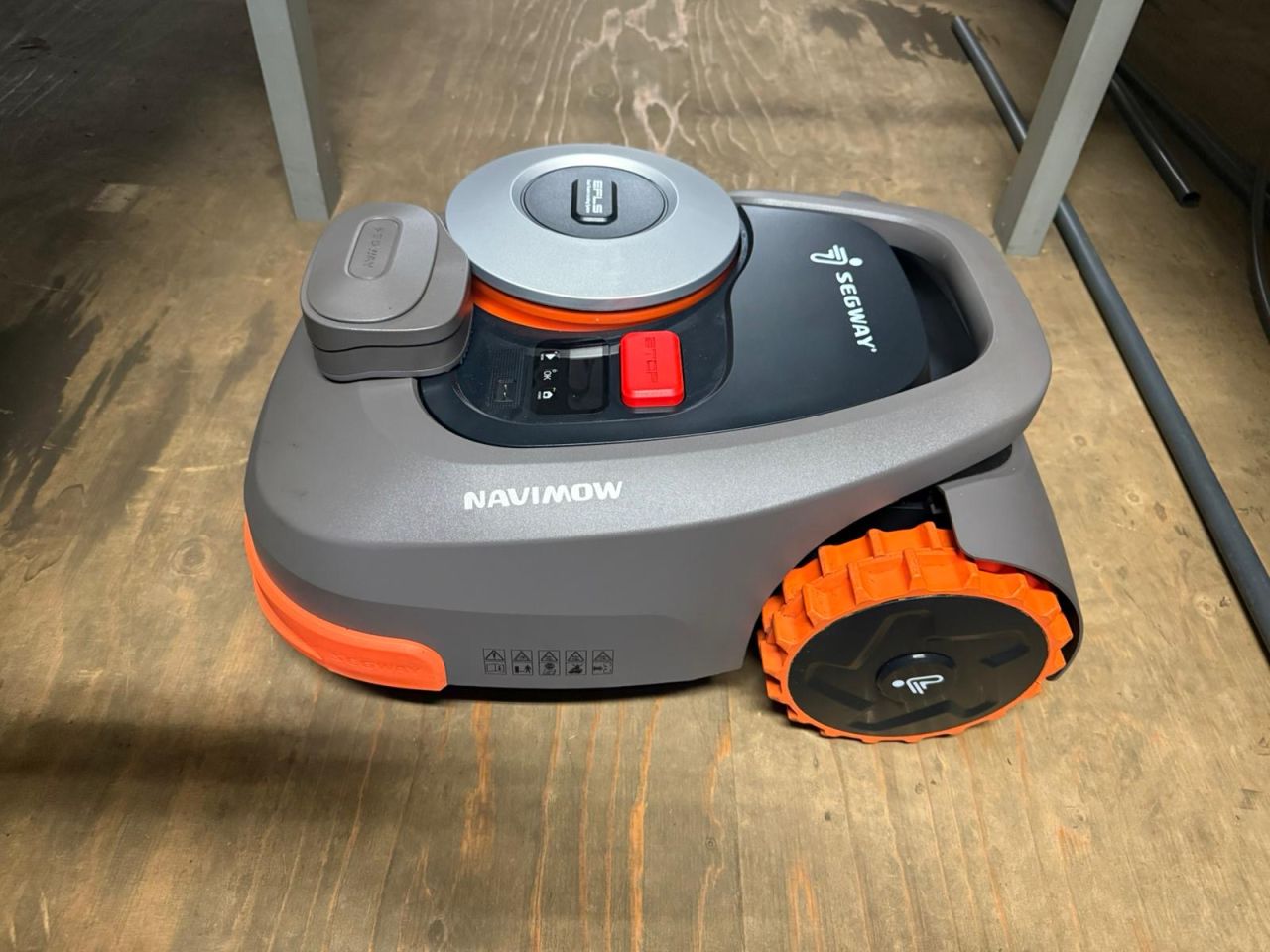 2x Segway Navimow H300E-VF ex demo robot maaiers