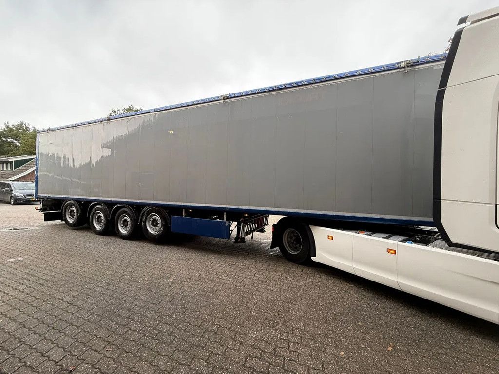 Kraker CF-200 92m3 Liftas+Stuuras Cargo Floor 10MM 4 assen