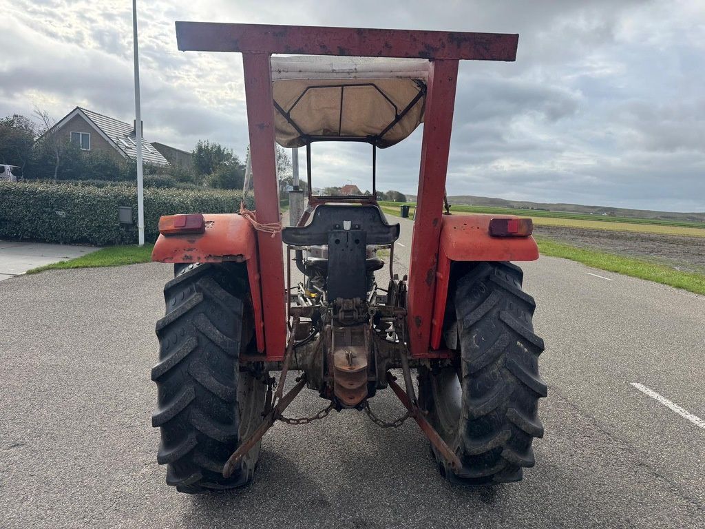 Massey-Ferguson 135