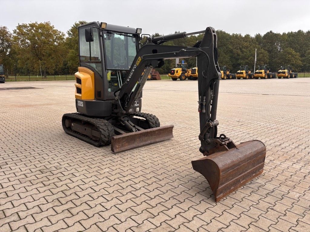 Volvo ECR 25 D