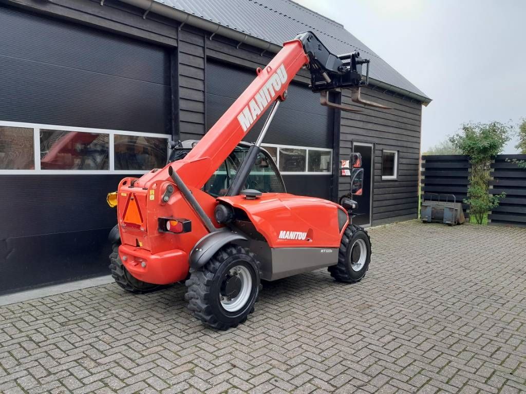 Manitou MT 625 verreiker met vorken