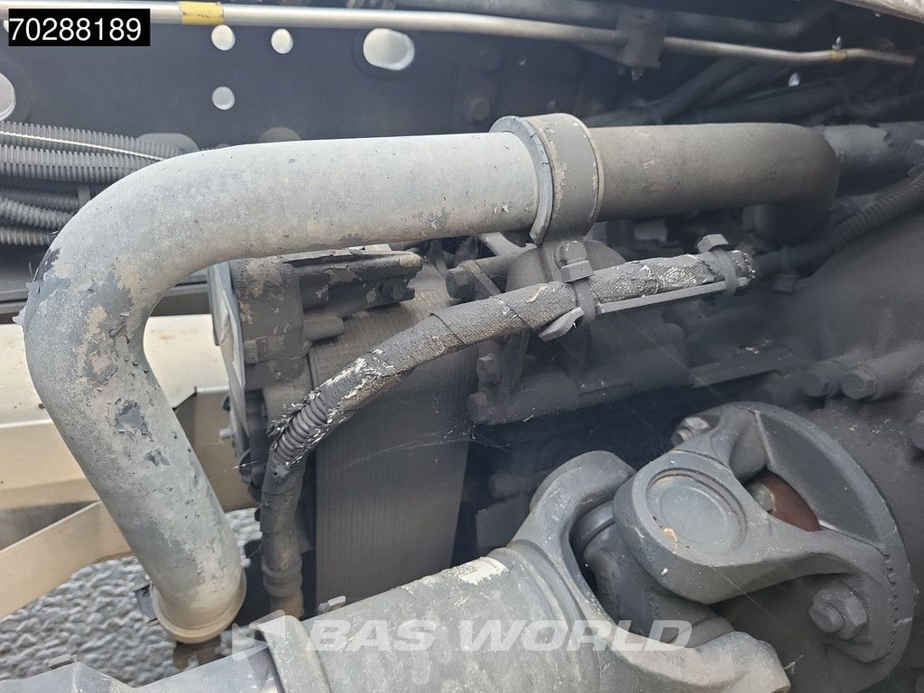 Iveco Stralis 400 4X2 Retarder 2xTanks LNG ACC Euro 6