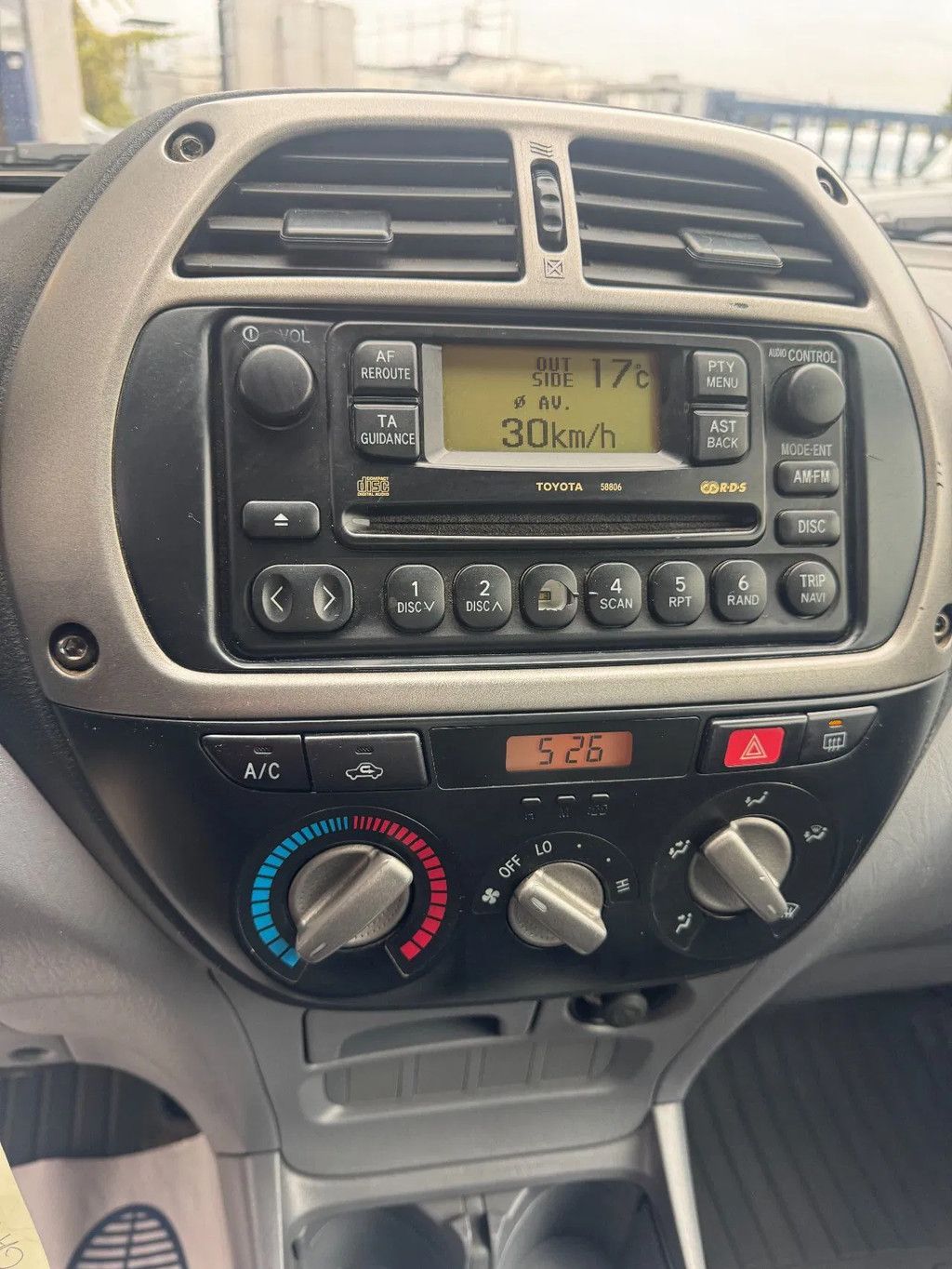 Toyota RAV4 **PETROL-AIRCO**