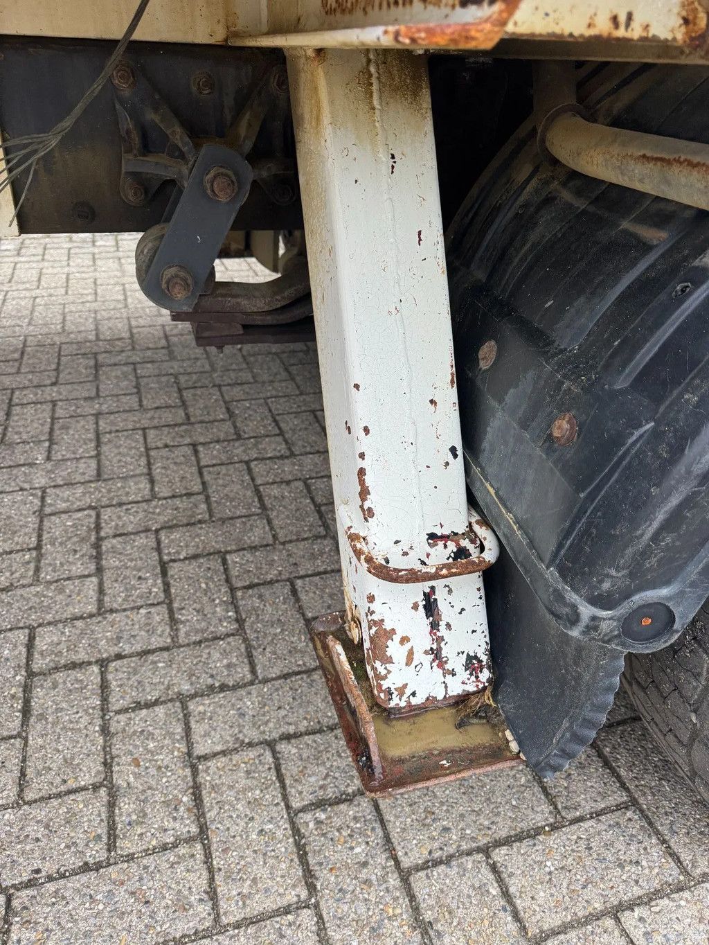 Renault Midlum 190 **WORKING PLATFORM-NACELLE**