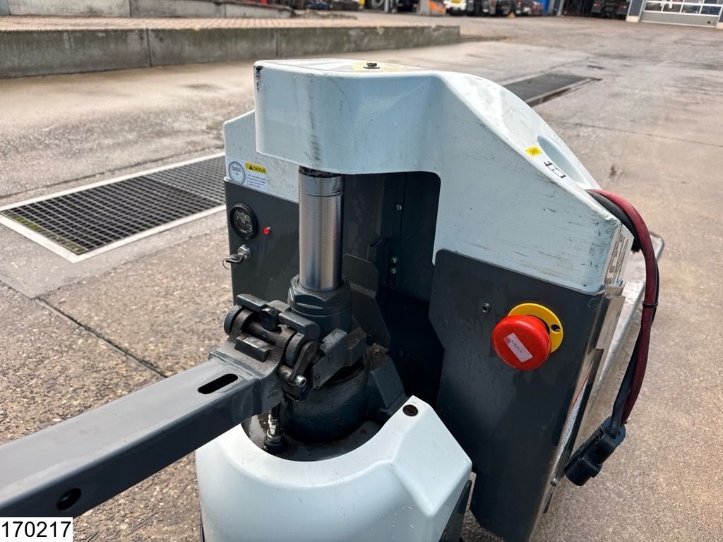Leva LPEPT1.5 1500 kg, 0.2 m, electric, 1317 hours