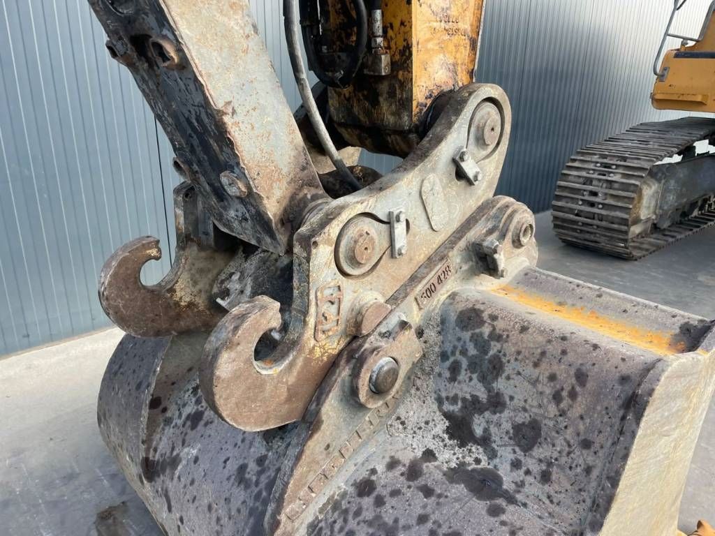 Liebherr R922 SLC