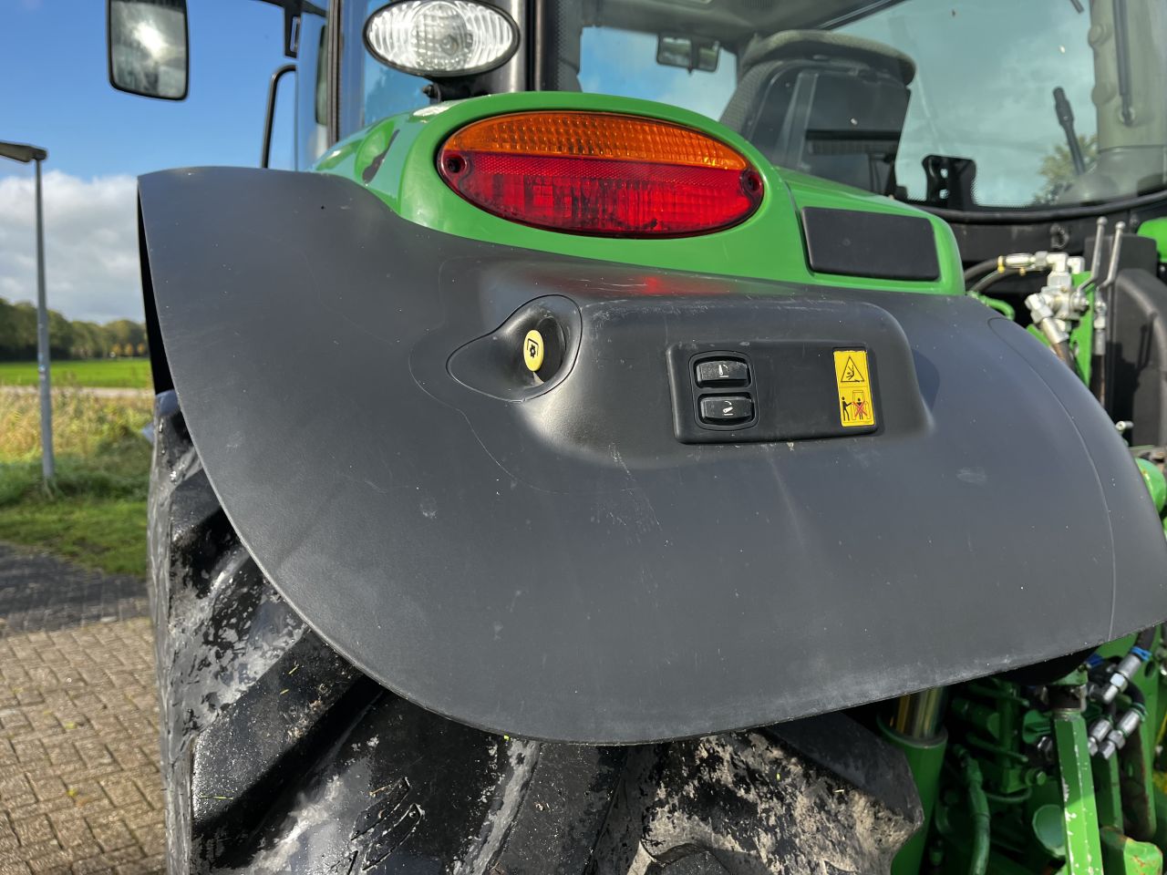 John Deere 6110R Auto power Fronthef frontaftakas