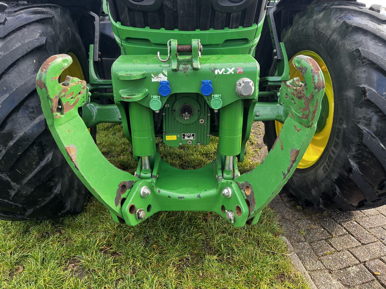John Deere 6110R Auto power Fronthef frontaftakas